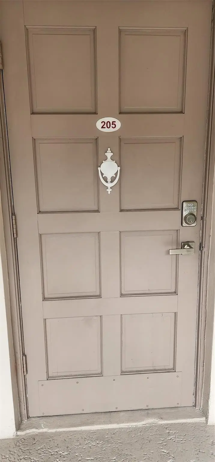 2801 N Palm Aire Drive #205, Pompano Beach, FL 33069 - #2