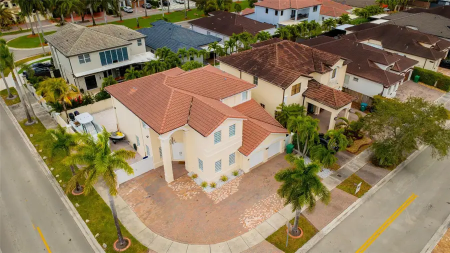 8891 NW 178th Lane, Miami Lakes, FL 33018 - #2