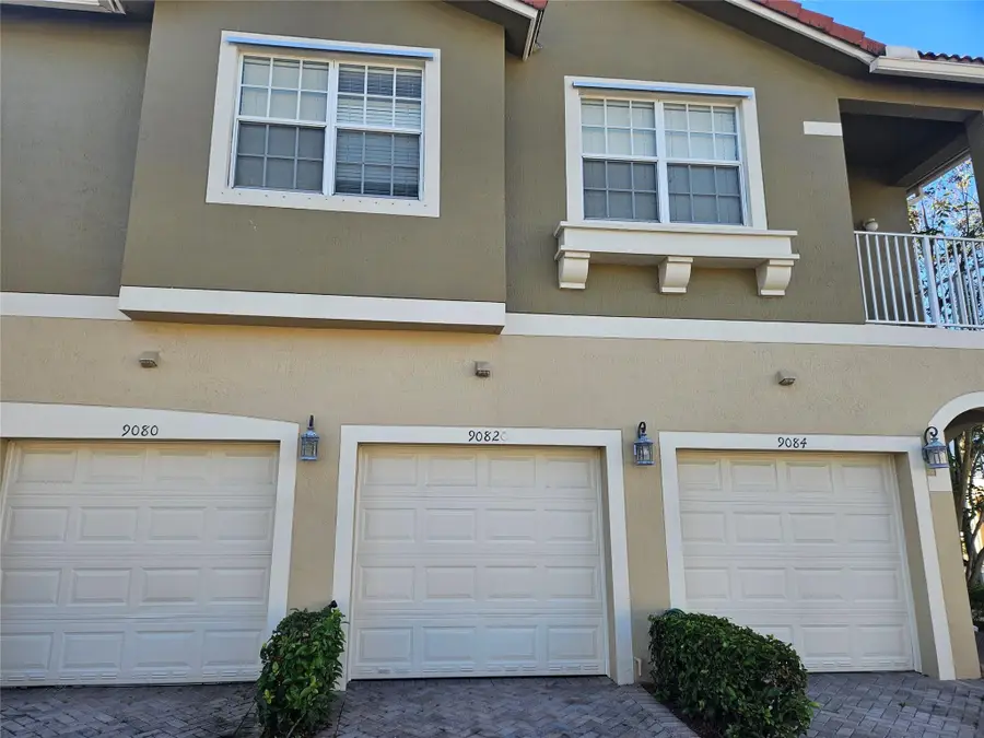 9082 Plymouth Place #9082, Tamarac, FL 33321 - #2