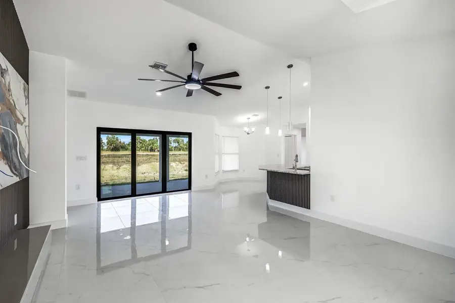 2618 Queen Drive, Lehigh Acres, FL 33971 - #2