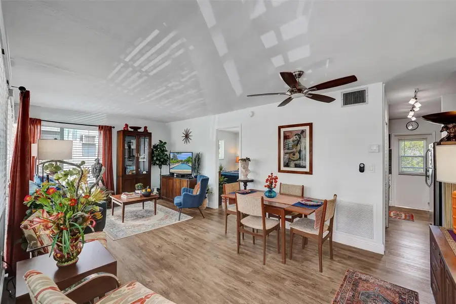 1055 SE 15th Street #14C, Fort Lauderdale, FL 33316 - #2