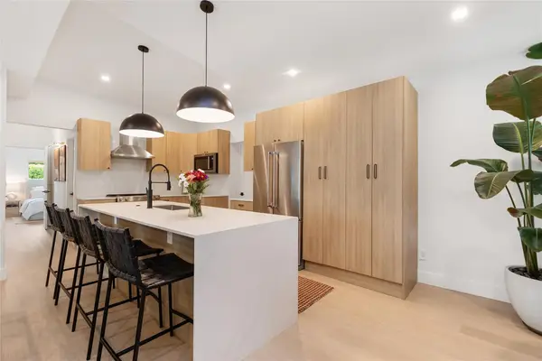 1080 E Country Club Circle, Plantation, FL 33317