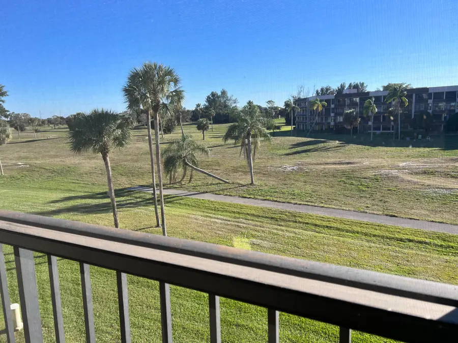 4793 Esedra Court #307, Lake Worth, FL 33467 - Image #3