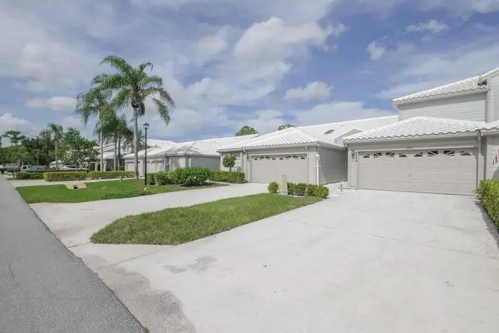 8949 SE Riverfront Terrace, Tequesta, FL 33469 - Image #2