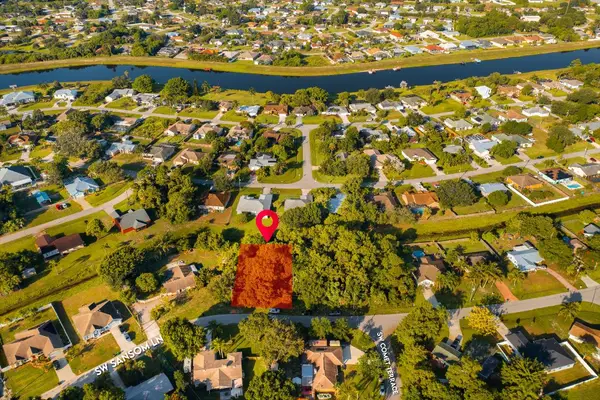 512 SW Sansom Lane, Port St Lucie, FL 34953