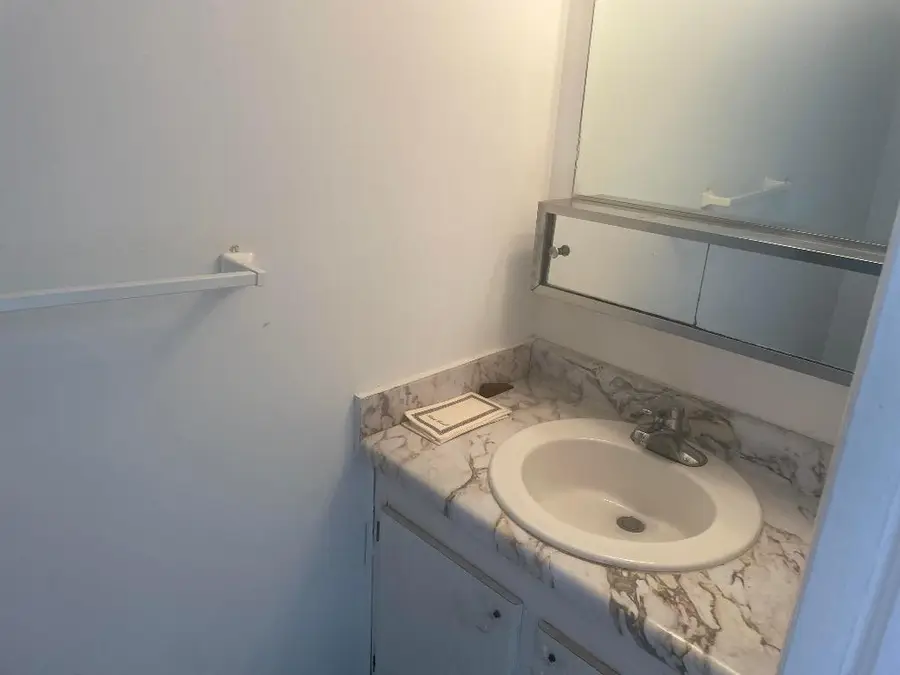 20 Golfs Edge #E, West Palm Beach, FL 33417 - #2