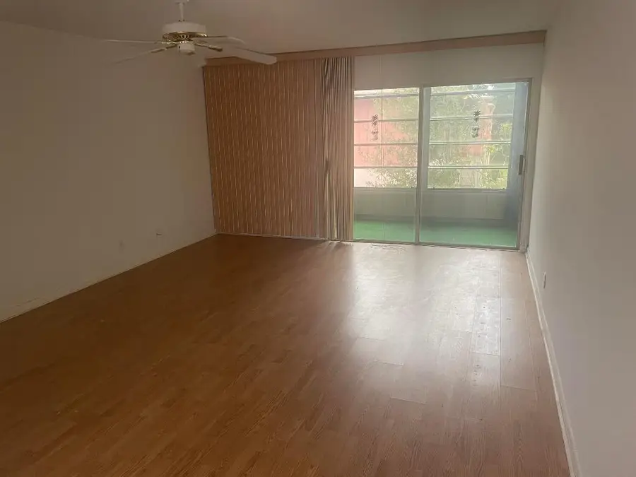 20 Golfs Edge #E, West Palm Beach, FL 33417 - #3