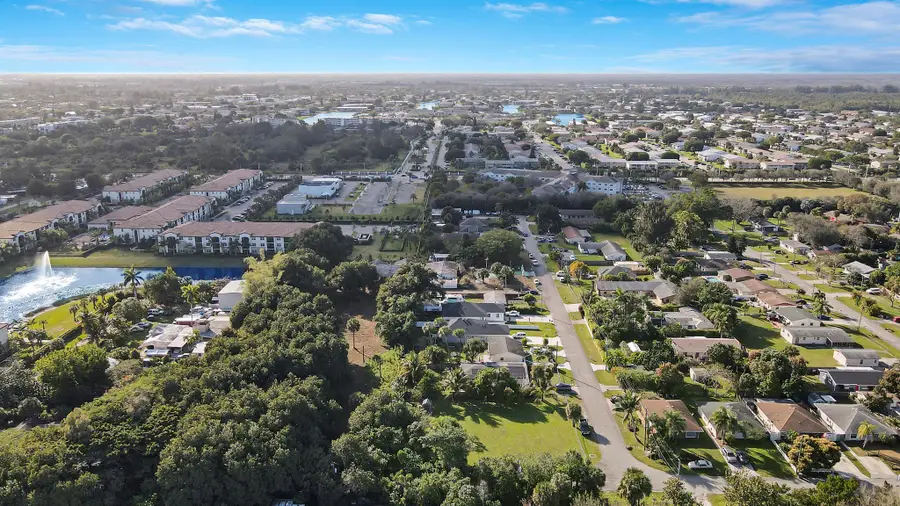 4838 Badger Avenue, West Palm Beach, FL 33417 - Image #3