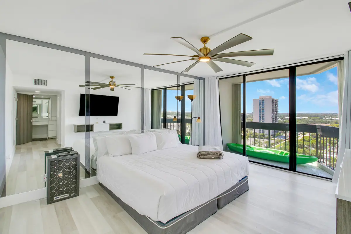 2000 Presidential Way #1401, West Palm Beach, FL 33401 - #1