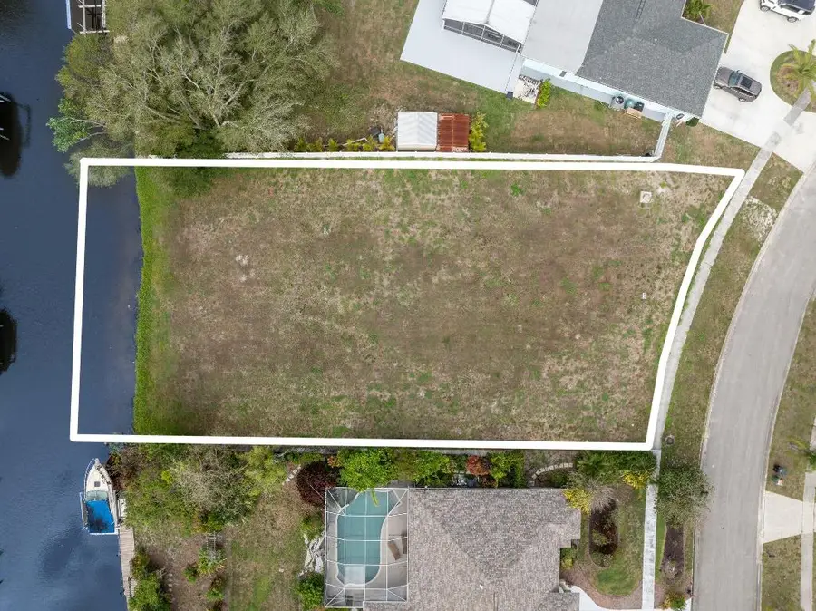 420 NE Cornwall Avenue, Port Saint Lucie, FL 34983 - #2