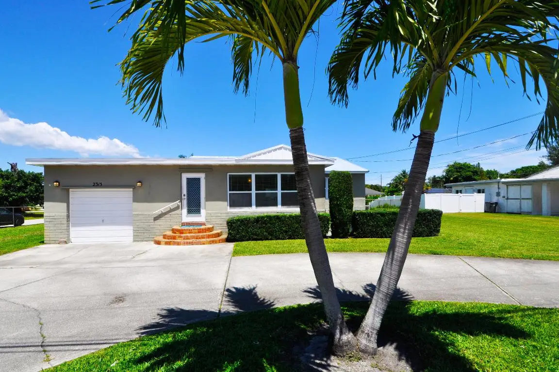 2315 Summit Boulevard, West Palm Beach, FL 33406 - Image #1