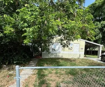 4719 Pinewood Avenue, West Palm Beach, FL 33407 - Image #3