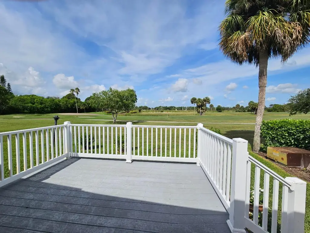 8004 SE Saratoga Drive, Hobe Sound, FL 33455 - Image #1