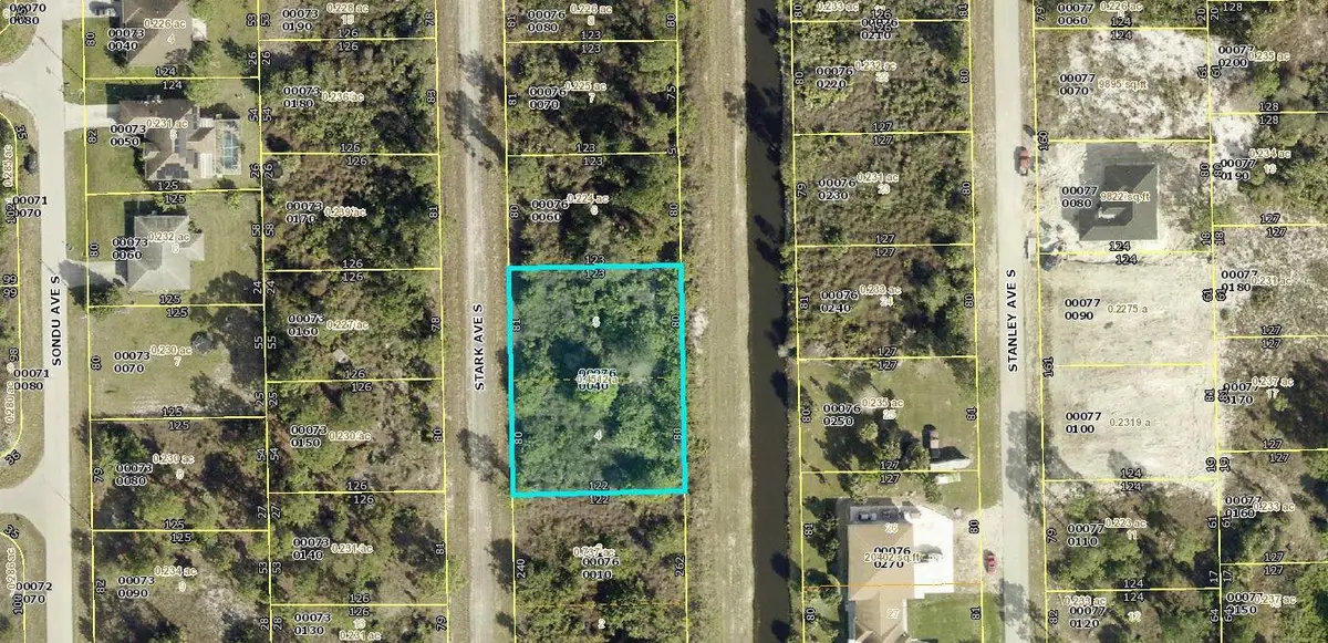 655 Stark Avenue S, Lehigh Acres, FL 33974 - Image #1