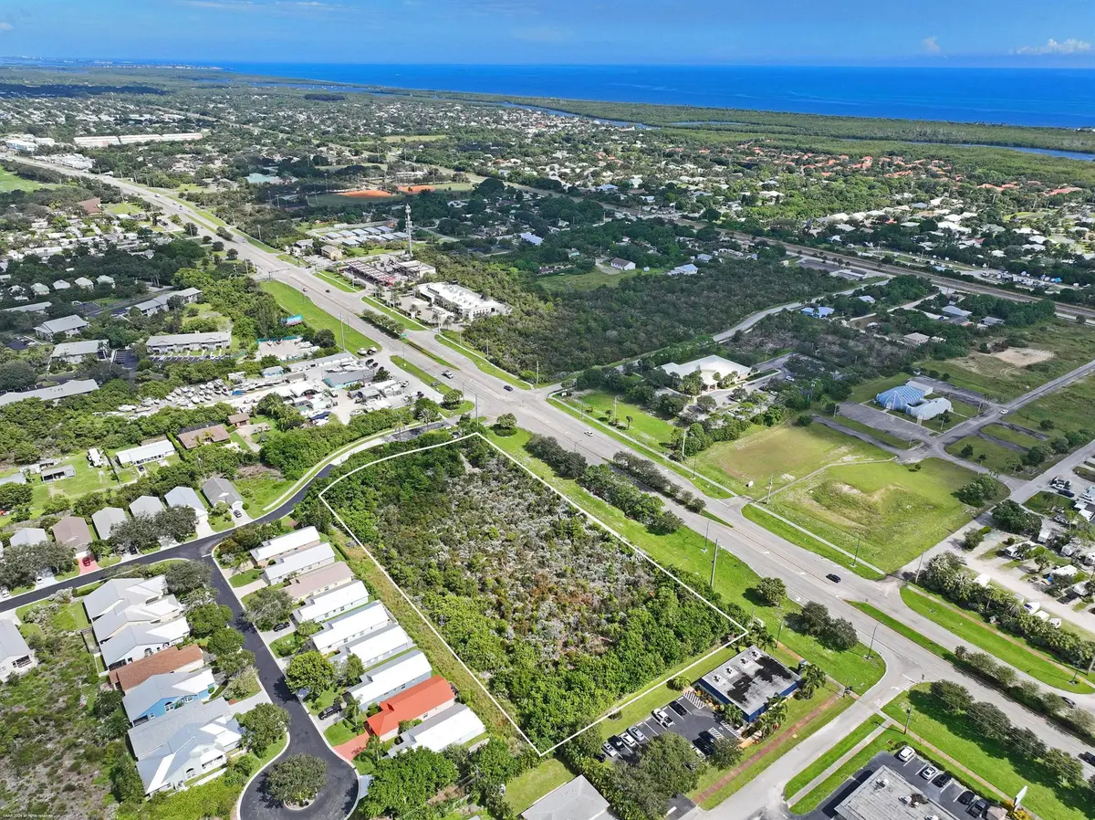 8200 SE Sugar Pines Way, Hobe Sound, FL 33455 - Image #1