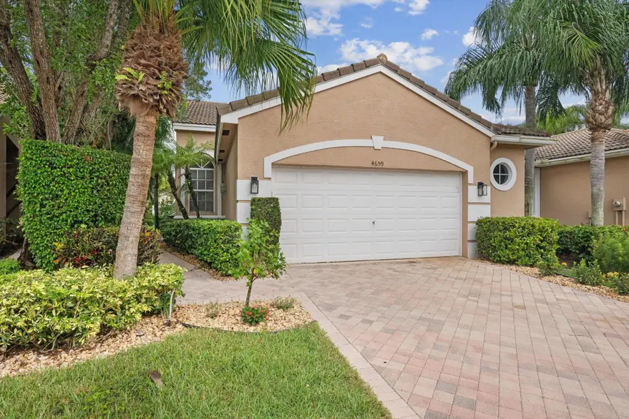 4659 Carlton Golf Drive, Lake Worth, FL 33449 - Image #2