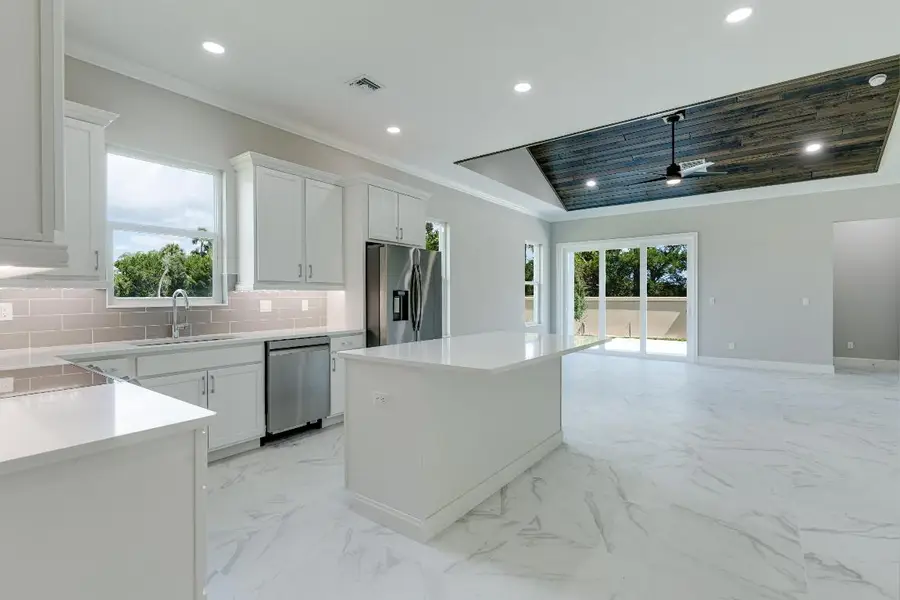 2005 Bridgepointe Circle #97, Vero Beach, FL 32967 - Image #3