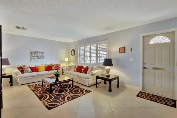 Address Withheld By Seller, Boynton Beach, FL 33426