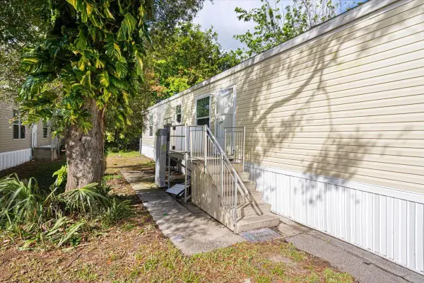 4203 N Us Highway #66, Fort Pierce, FL 34946