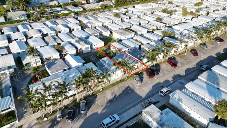 21 Ruthmary Avenue #G, Briny Breezes, FL 33435 - Image #2