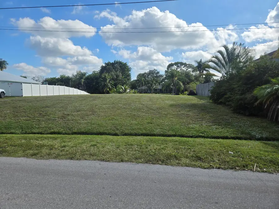 178 NE Dominican Terrace, Port Saint Lucie, FL 34983 - Image #2
