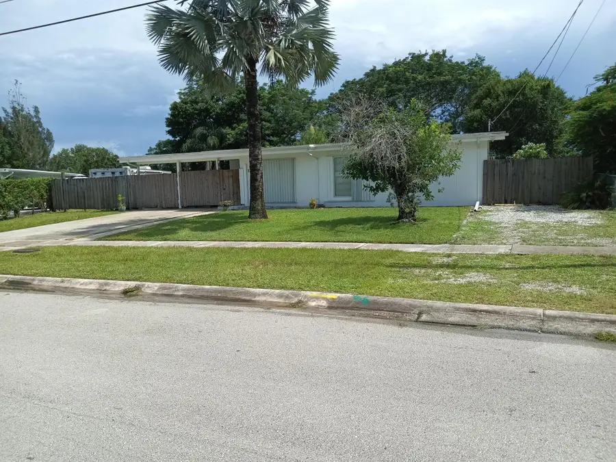 100 SE Naranja Avenue, Port Saint Lucie, FL 34983 - Image #2