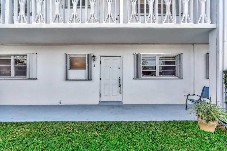 3154 Meridian Way S #2, Palm Beach Gardens, FL 33410 - Image #2