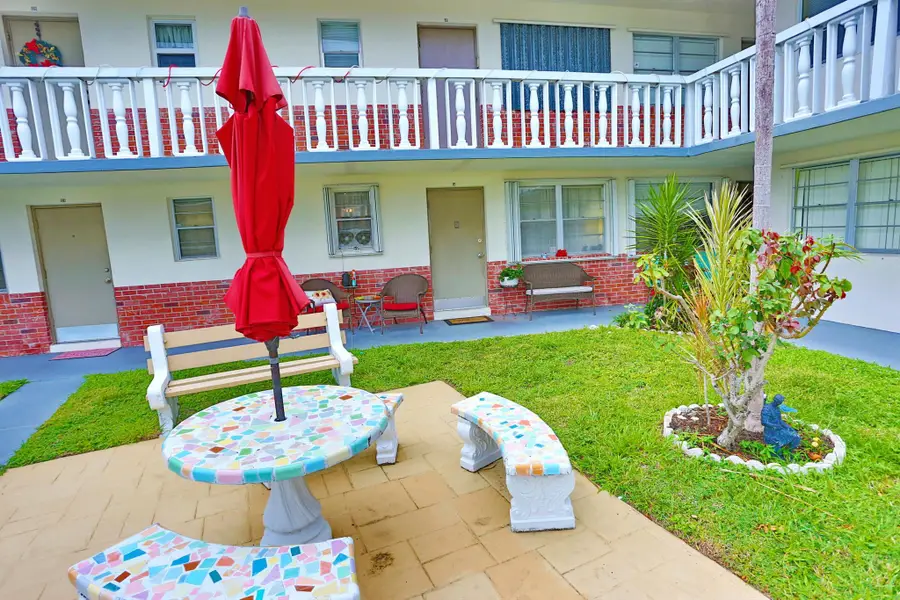 1554 N 12th Court #11a, Hollywood, FL 33019 - Image #3