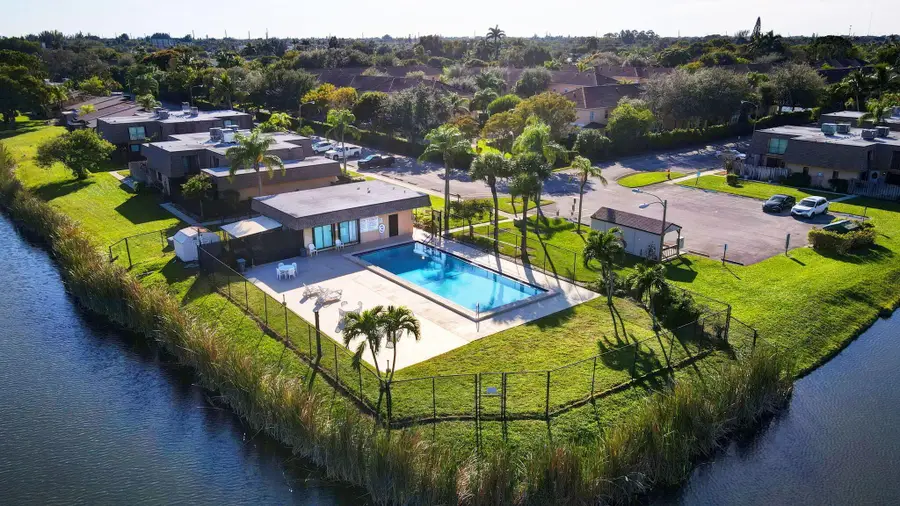 1701 Waterview Circle, Palm Springs, FL 33461 - Image #3