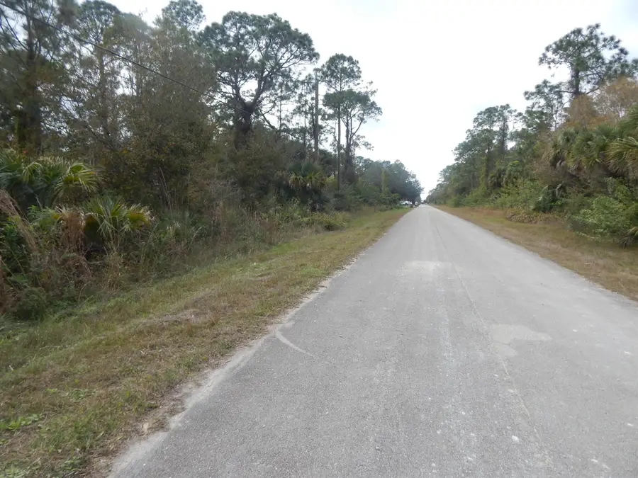 860 Ashland Street E, Lehigh Acres, FL 33974 - Image #3