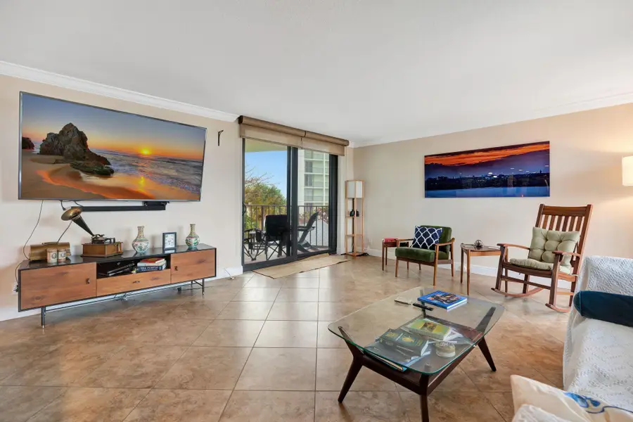 5420 N Ocean Drive #206, Singer Island, FL 33404 - Image #3