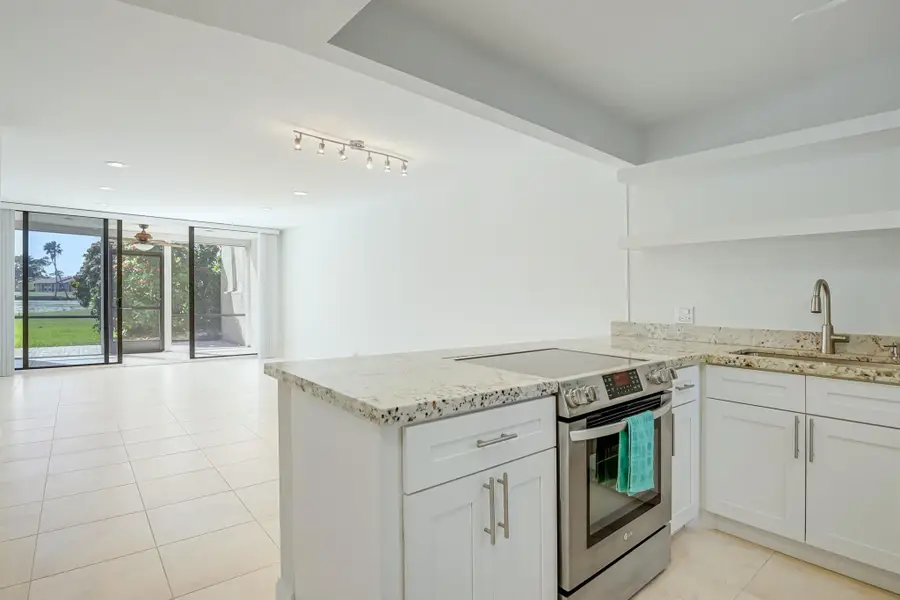 4489 Luxemburg Court #Apt. 108, Lake Worth, FL 33467 - Image #3