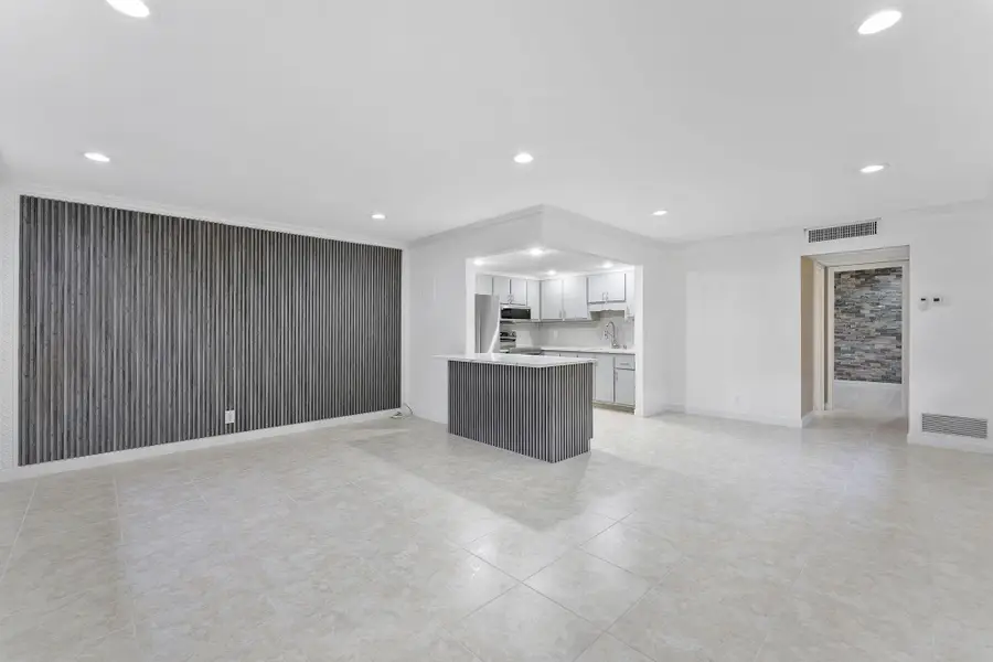 527 Brittany K, Delray Beach, FL 33446 - Image #2