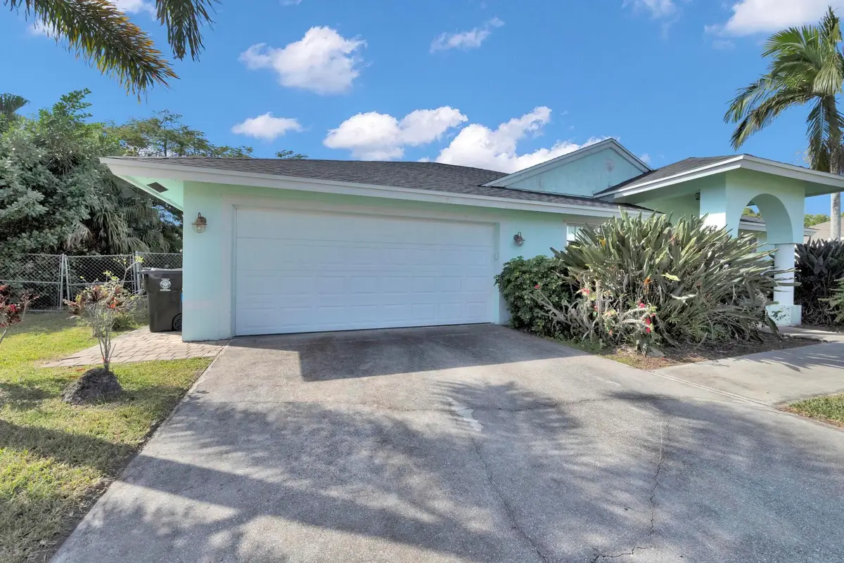 5270 NW Mayfield Lane, Port Saint Lucie, FL 34983 - Image #1