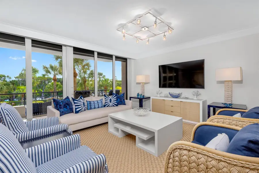 120 Sunset Avenue W #3a, Palm Beach, FL 33480 - Image #3