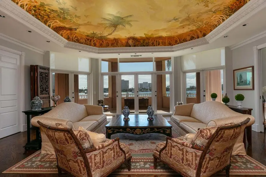 300 SE 5th Avenue #1030, Boca Raton, FL 33432 - Image #2