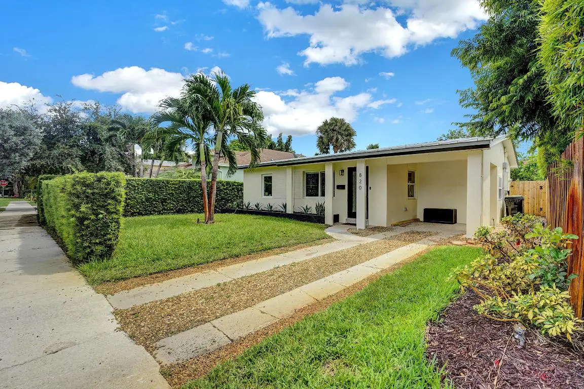 820 NE 17th Street, Fort Lauderdale, FL 33305 - Image #1