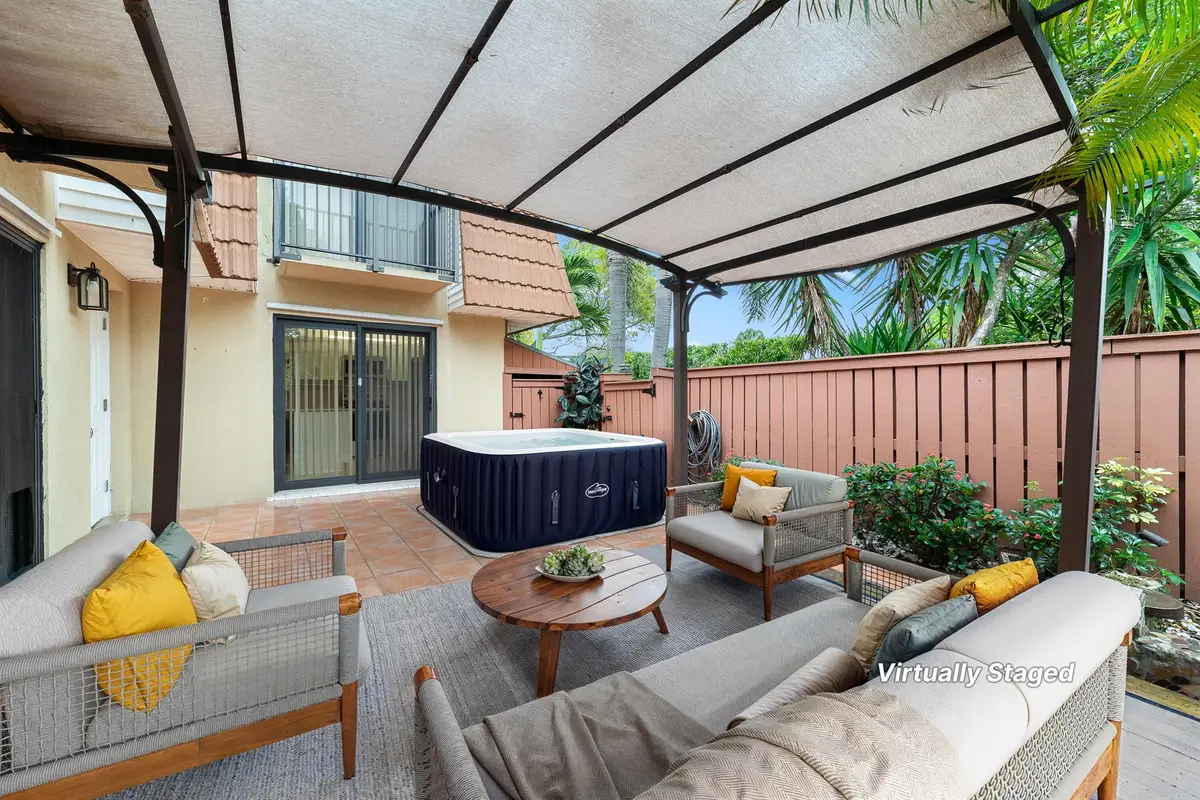 2971 N Waterford Drive, Deerfield Beach, FL 33442 - Image #1