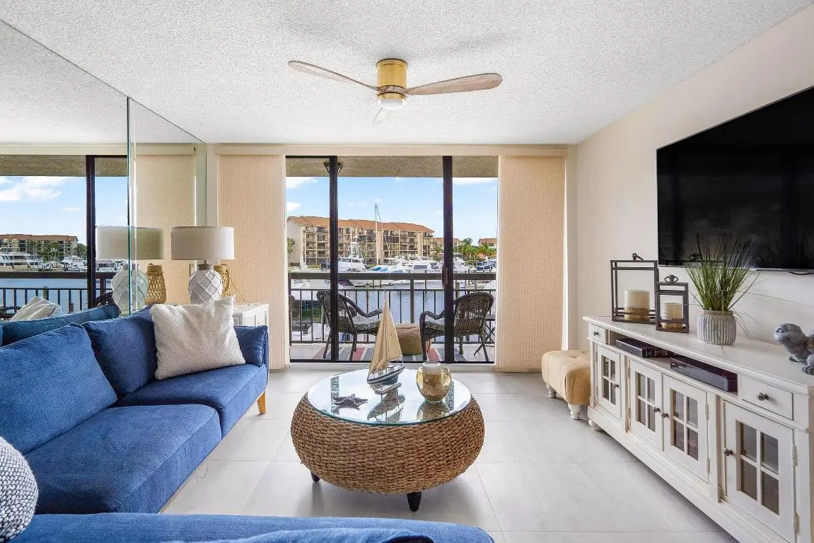 2601 Marina Isle Way #202, Jupiter, FL 33477 - Image #1