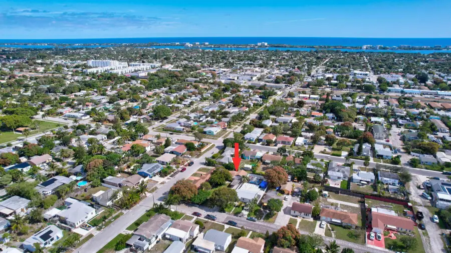 1226 N C Street, Lake Worth Beach, FL 33460 - Image #3