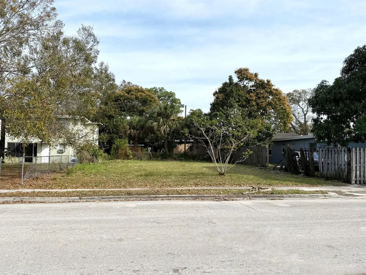 804 N 22nd Street, Fort Pierce, FL 34950 - Image #1