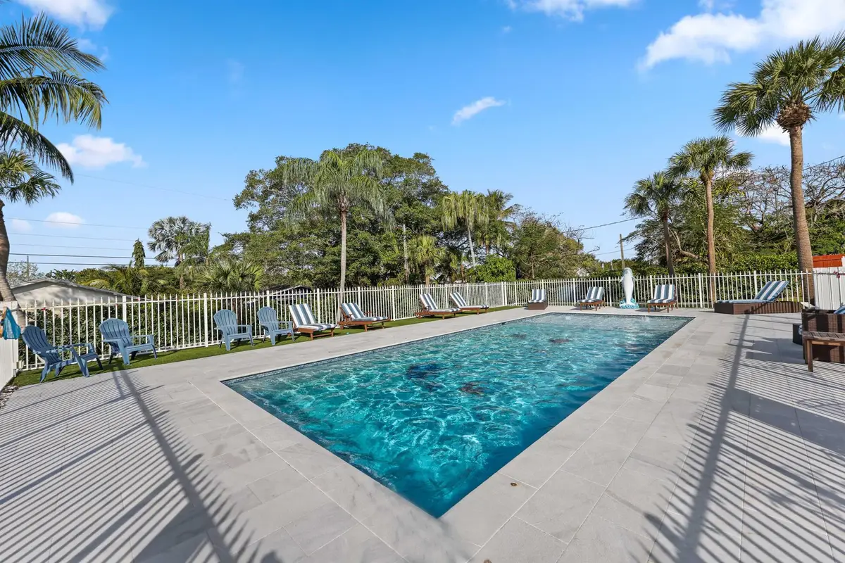 909 N A Street, Lake Worth Beach, FL 33460 - Image #1