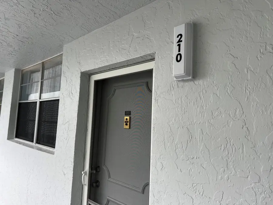 3220 Holiday Springs Boulevard #1-210, Margate, FL 33063 - Image #3