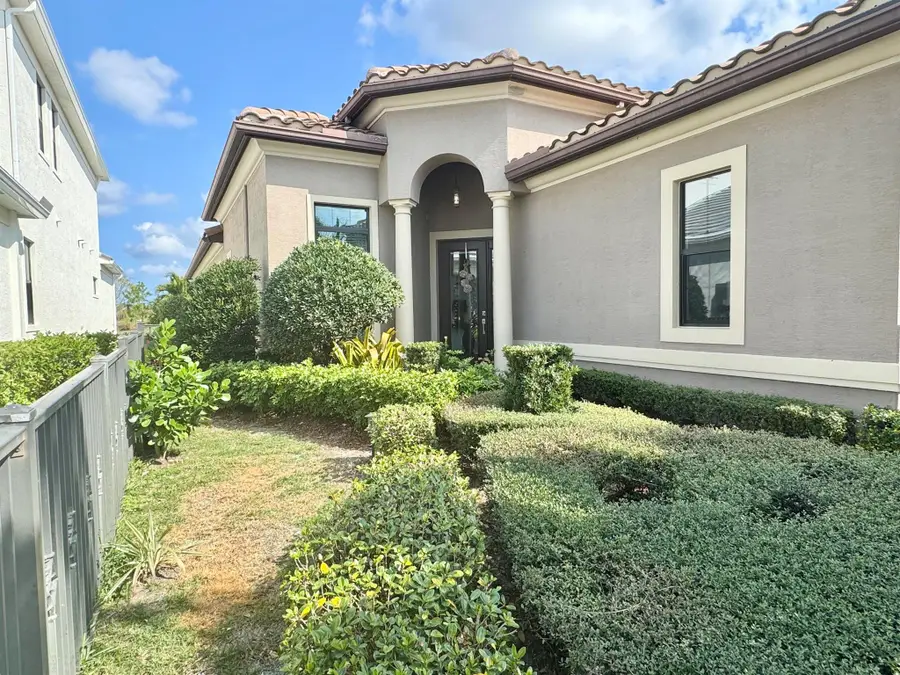 320 SE Fascino Circle, Port Saint Lucie, FL 34984 - Image #3