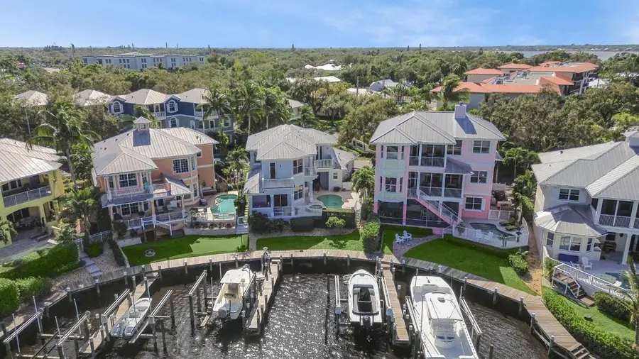 548 SW Saint Lucie Crescent, Stuart, FL 34994 - Image #2