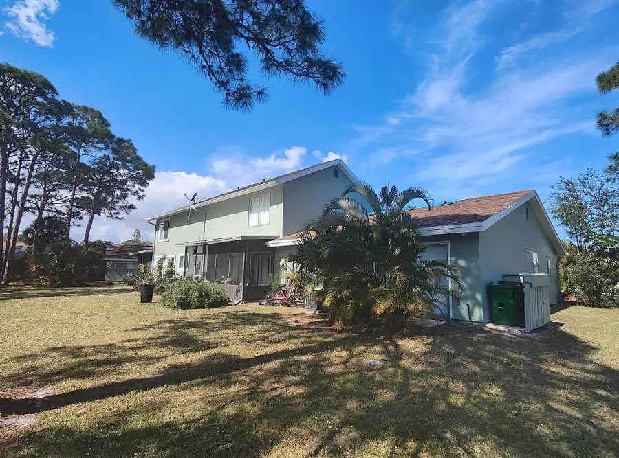 1781 SE Balmoral Court, Port Saint Lucie, FL 34953 - Image #3