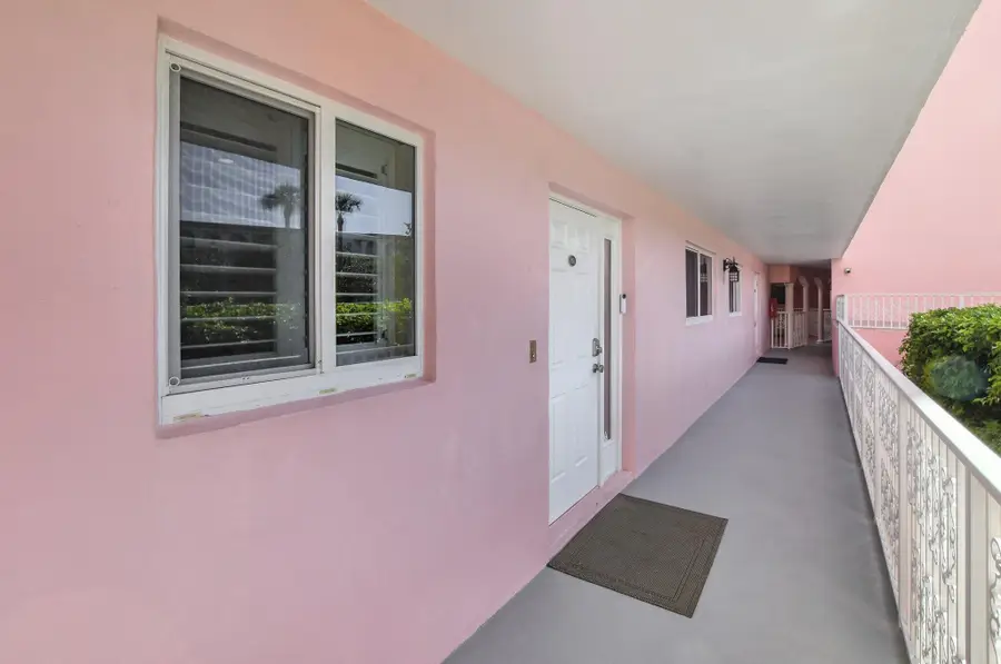 1099 S Ocean Boulevard S #105, Boca Raton, FL 33432 - Image #2