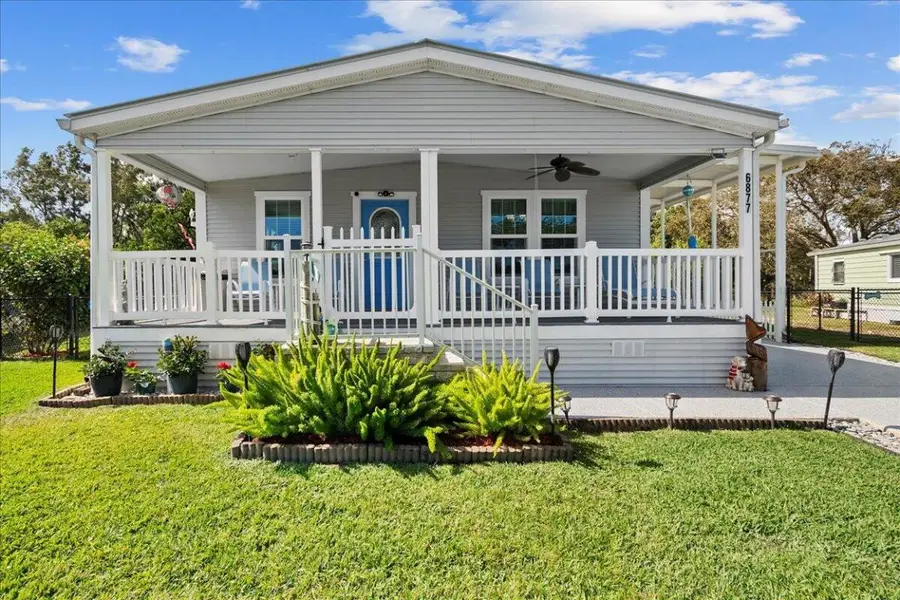 6877 SE Delegate Street, Hobe Sound, FL 33455 - Image #2