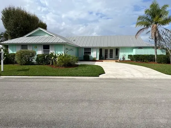 10691 SE Jupiter Narrows Drive, Hobe Sound, FL 33455