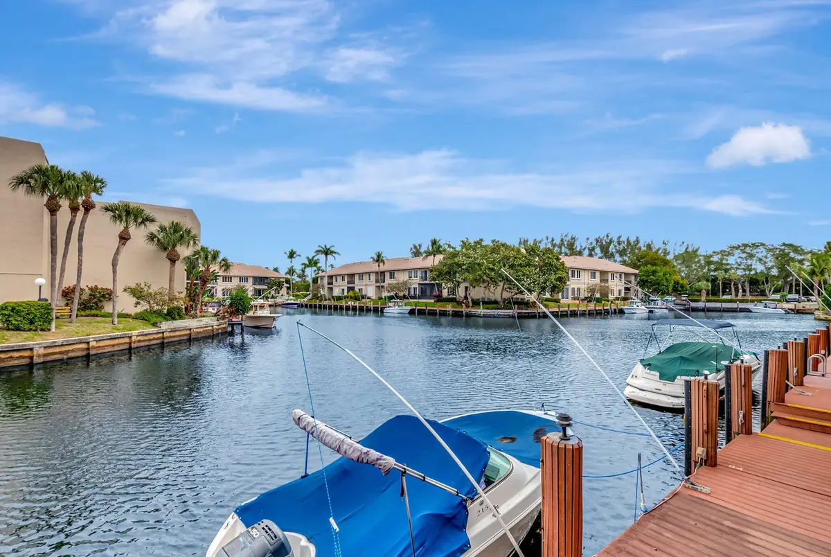 6 Royal Palm Way #204, Boca Raton, FL 33432 - Image #1